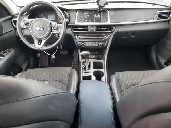 5XXGT4L33JG189598 2018 KIA OPTIMA - Image 8