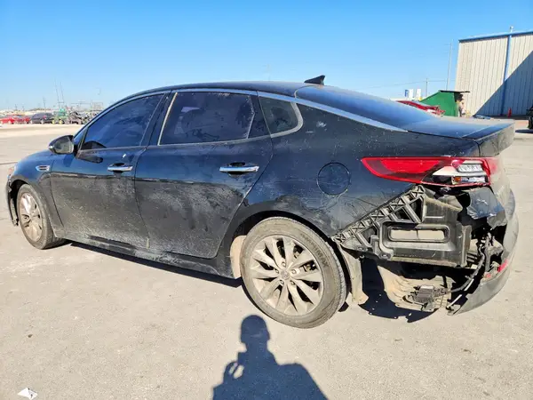 5XXGT4L33JG189911 2018 KIA OPTIMA - Image 2