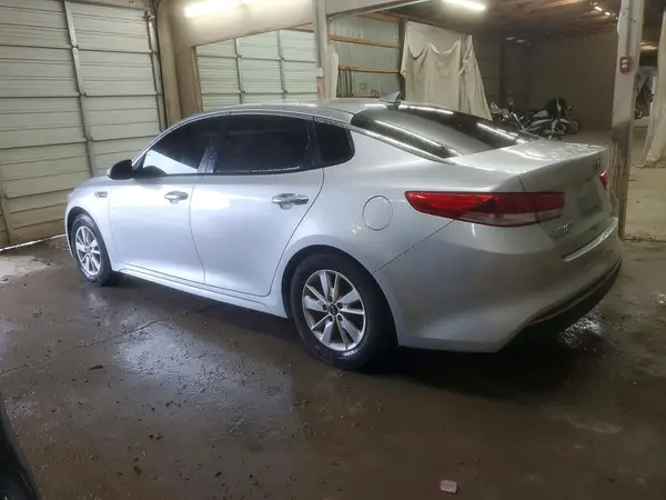5XXGT4L33JG190752 2018 KIA OPTIMA - Image 2