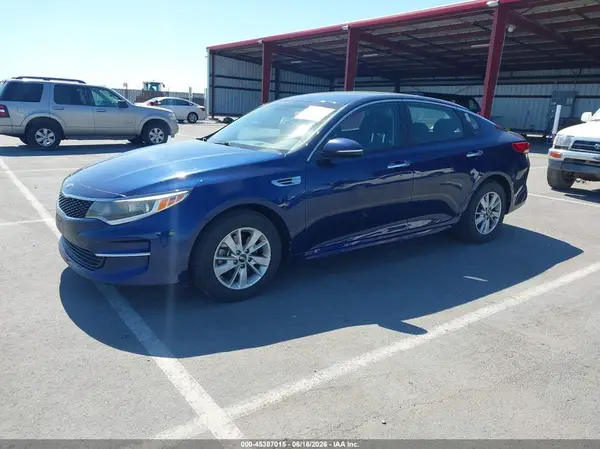 5XXGT4L33JG191500 2018 KIA OPTIMA - Image 2