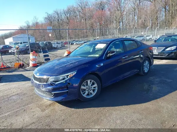 5XXGT4L33JG191559 2018 KIA OPTIMA - Image 2