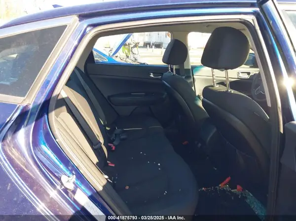5XXGT4L33JG191559 2018 KIA OPTIMA - Image 8