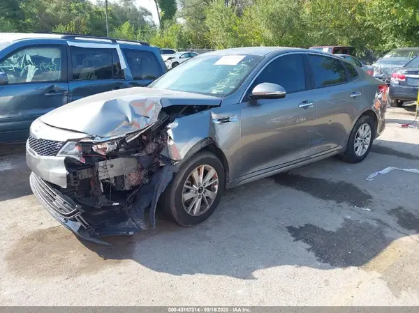 5XXGT4L33JG195224 2018 KIA OPTIMA - Image 2