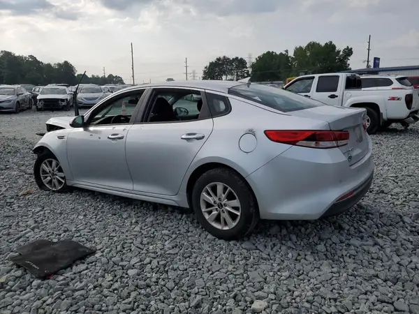 5XXGT4L33JG196440 2018 KIA OPTIMA - Image 2