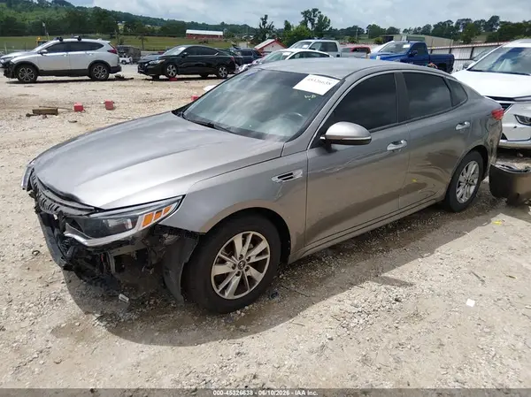 5XXGT4L33JG196776 2018 KIA OPTIMA - Image 2