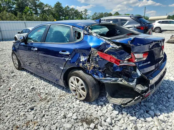 5XXGT4L33JG197104 2018 KIA OPTIMA - Image 2