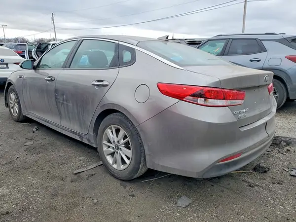 5XXGT4L33JG198432 2018 KIA OPTIMA - Image 2