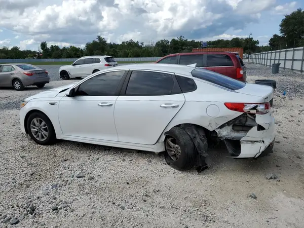 5XXGT4L33JG198530 2018 KIA OPTIMA - Image 2