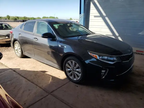5XXGT4L33JG202138 2018 KIA OPTIMA - Image 8