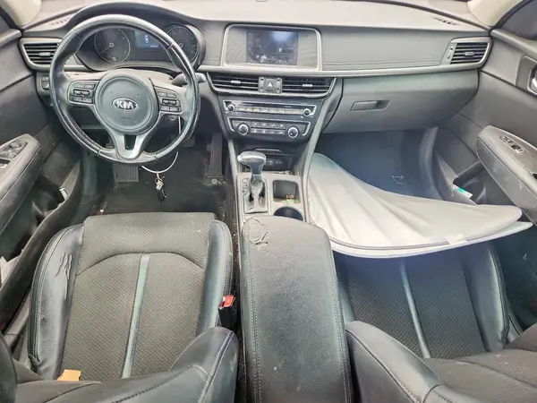 5XXGT4L33JG202383 2018 KIA OPTIMA - Image 8