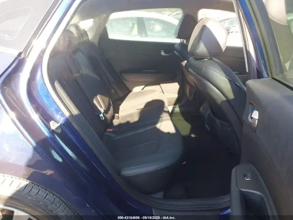 5XXGT4L33JG202933 2018 KIA OPTIMA - Image 8