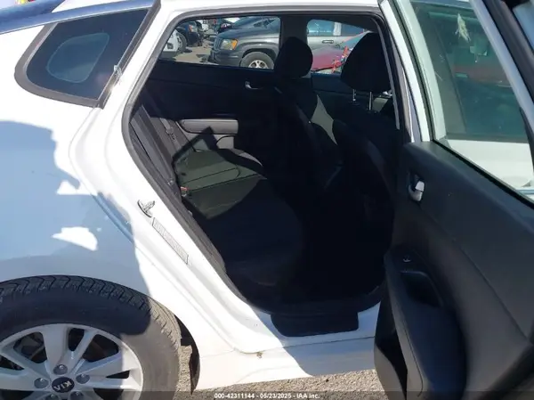 5XXGT4L33JG204861 2018 KIA OPTIMA - Image 8