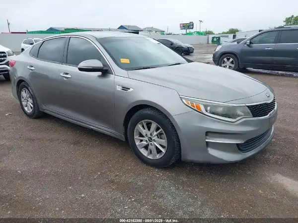 5XXGT4L33JG207128 2018 KIA OPTIMA - Image 1