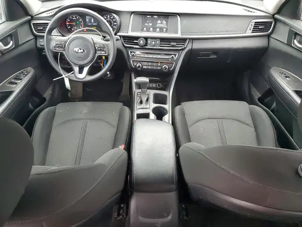 5XXGT4L33JG208215 2018 KIA OPTIMA - Image 8