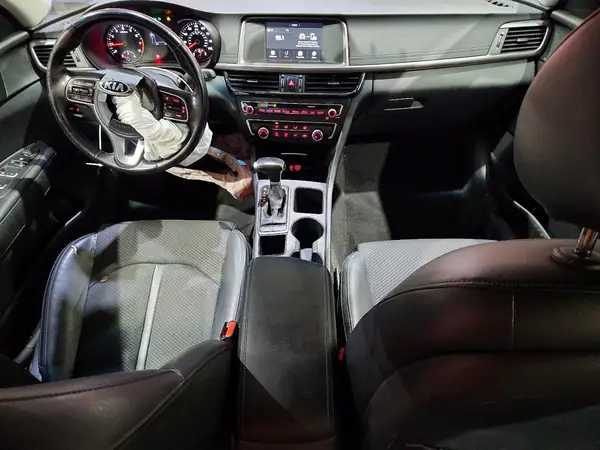 5XXGT4L33JG213334 2018 KIA OPTIMA - Image 8