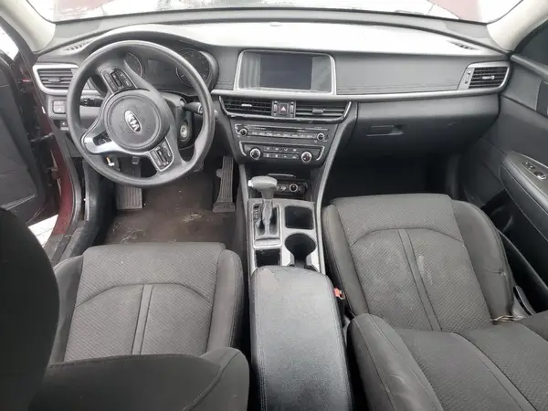 5XXGT4L33JG213382 2018 KIA OPTIMA - Image 8