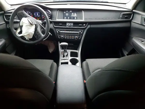5XXGT4L33JG216072 2018 KIA OPTIMA - Image 8