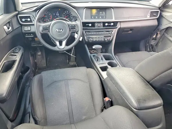 5XXGT4L33JG216461 2018 KIA OPTIMA - Image 8
