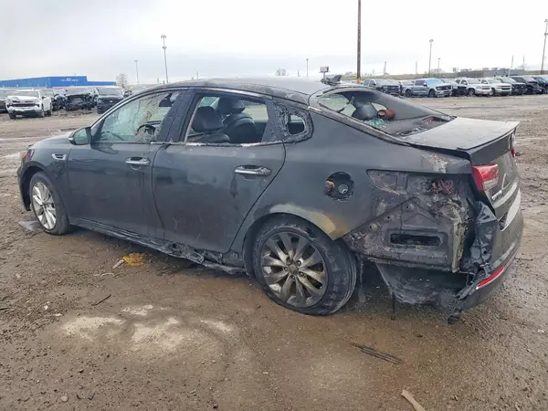 5XXGT4L33JG217187 2018 KIA OPTIMA - Image 2