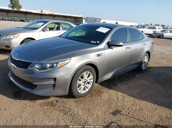 5XXGT4L33JG217898 2018 KIA OPTIMA - Image 2