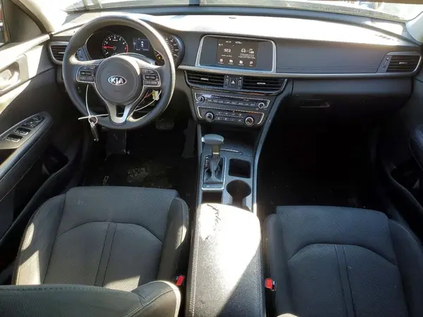 5XXGT4L33JG220218 2018 KIA OPTIMA - Image 8