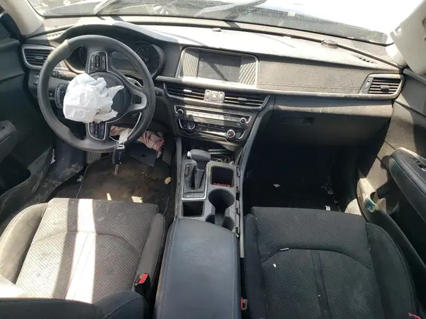 5XXGT4L33JG226228 2018 KIA OPTIMA - Image 8