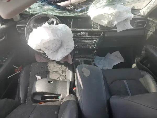 5XXGT4L33JG226861 2018 KIA OPTIMA - Image 8