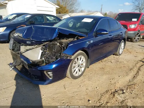 5XXGT4L33JG230196 2018 KIA OPTIMA - Image 2