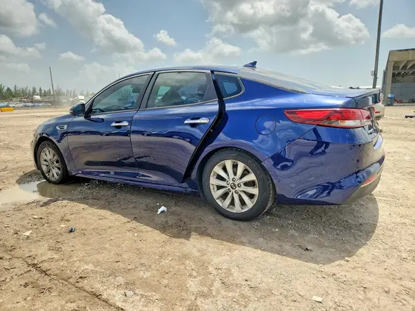 5XXGT4L33JG231428 2018 KIA OPTIMA - Image 2