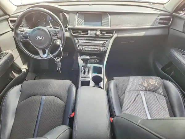 5XXGT4L33JG231428 2018 KIA OPTIMA - Image 8