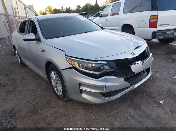 5XXGT4L33JG231607 2018 KIA OPTIMA - Image 1