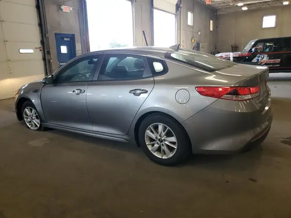 5XXGT4L33JG232319 2018 KIA OPTIMA - Image 2