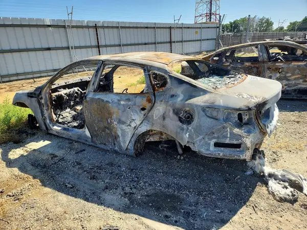 5XXGT4L33JG235298 2018 KIA OPTIMA - Image 2