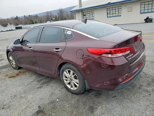 5XXGT4L33JG240212 2018 KIA OPTIMA - Image 2
