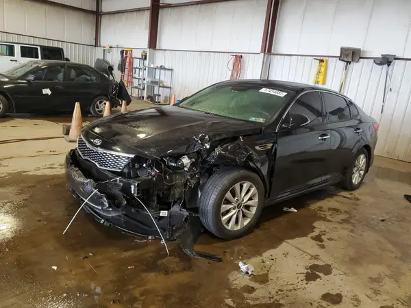 5XXGT4L33JG240792 2018 KIA OPTIMA - Image 1