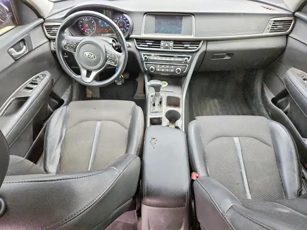 5XXGT4L33JG242784 2018 KIA OPTIMA - Image 8