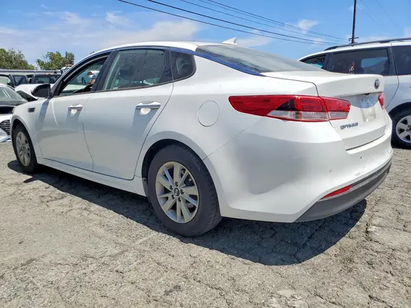 5XXGT4L33JG245314 2018 KIA OPTIMA - Image 2