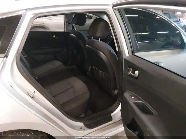 5XXGT4L33JG248469 2018 KIA OPTIMA - Image 8