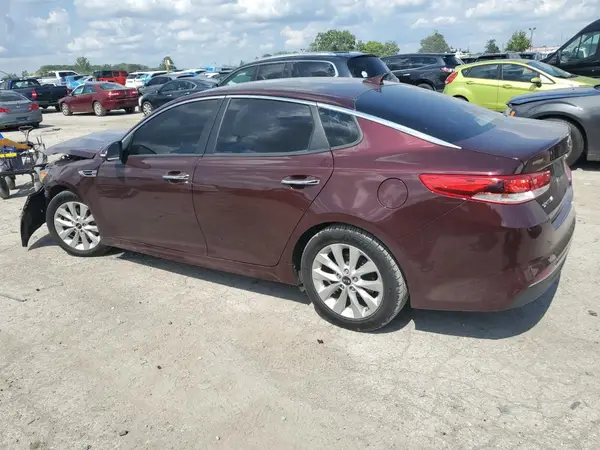 5XXGT4L33JG250674 2018 KIA OPTIMA - Image 2