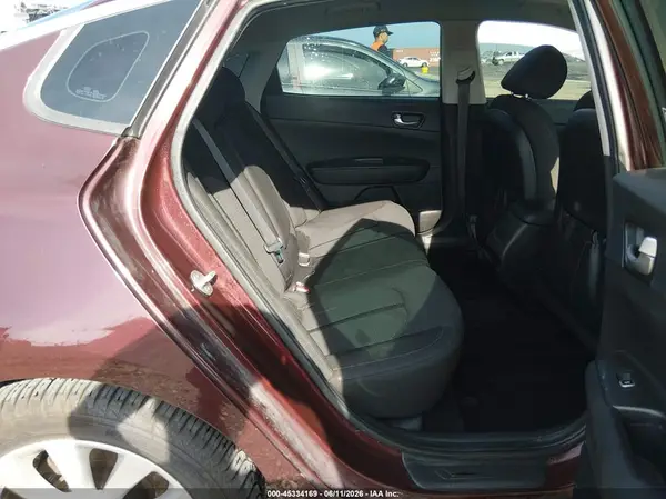5XXGT4L33JG254918 2018 KIA OPTIMA - Image 8