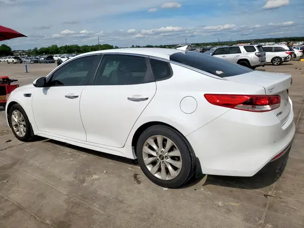 5XXGT4L33JG255308 2018 KIA OPTIMA - Image 2