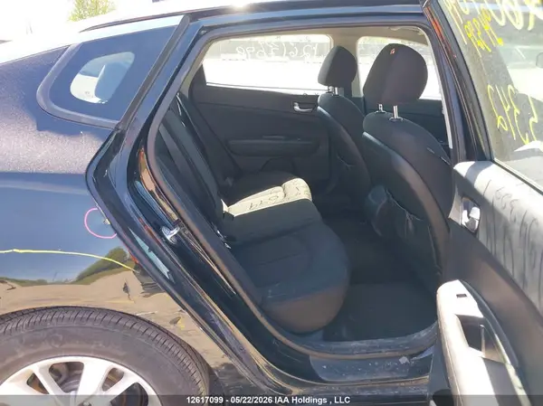 5XXGT4L33JG255342 2018 KIA OPTIMA - Image 8