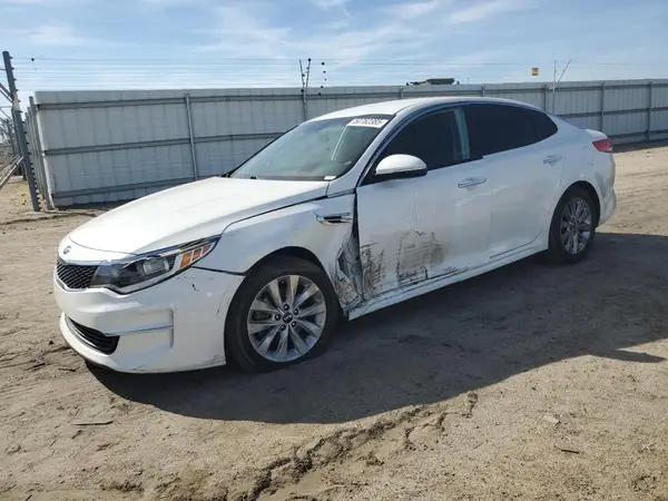 5XXGT4L33JG258886 2018 KIA OPTIMA - Image 1