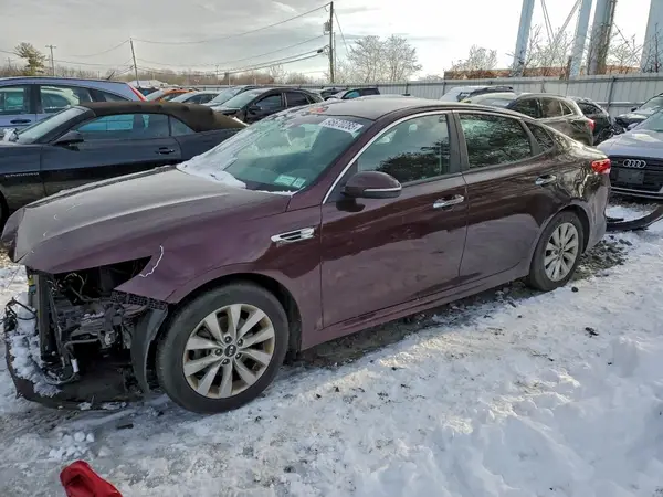 5XXGT4L33JG260184 2018 KIA OPTIMA - Image 1