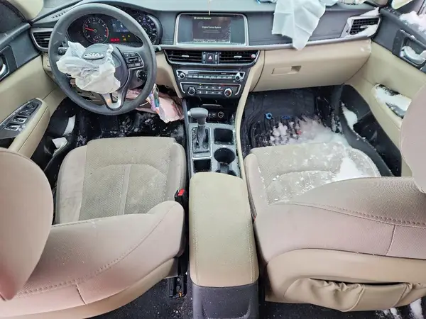 5XXGT4L33JG261643 2018 KIA OPTIMA - Image 8