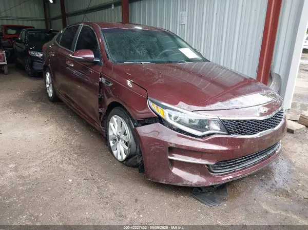 5XXGT4L33JG263019 2018 KIA OPTIMA - Image 1