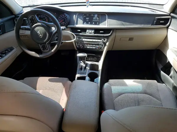 5XXGT4L33JG263621 2018 KIA OPTIMA - Image 8