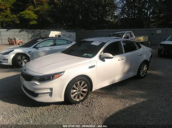 5XXGT4L33JG264414 2018 KIA OPTIMA - Image 2
