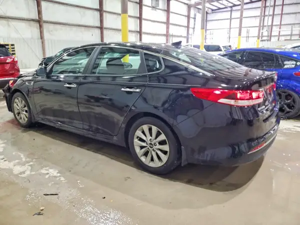 5XXGT4L33JG265160 2018 KIA OPTIMA - Image 2