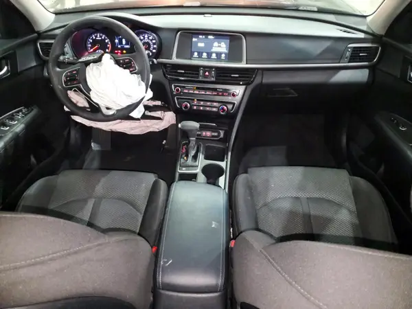5XXGT4L33JG265160 2018 KIA OPTIMA - Image 8